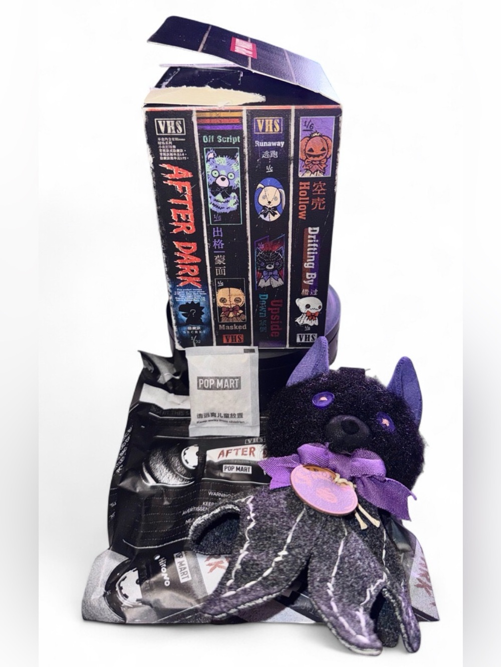 New POP MART Hirono After Dark Series Night Light – Confirmed “Upside Down”